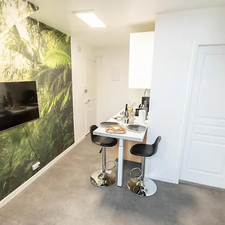 Le Foresty - Hypercentre - Gare Apartment